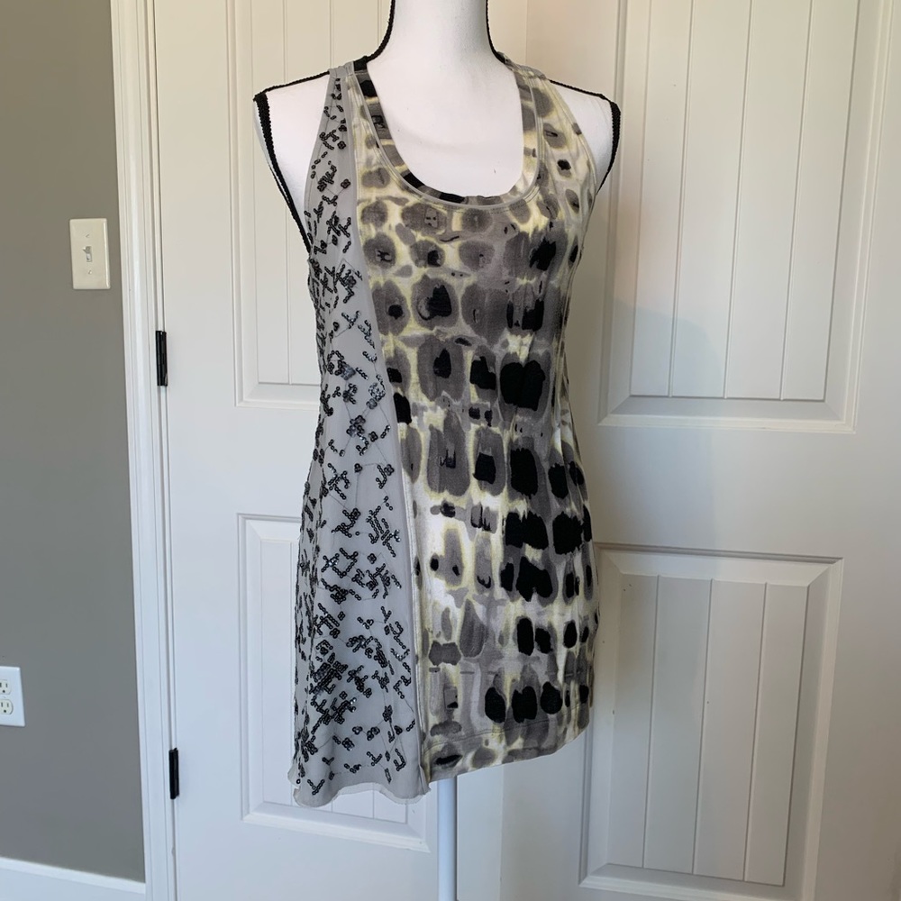 Simply Vera Tunic Excellent Condition Size M